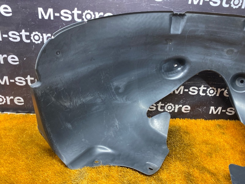 подкрылок, 7000 рублей, Красноярск