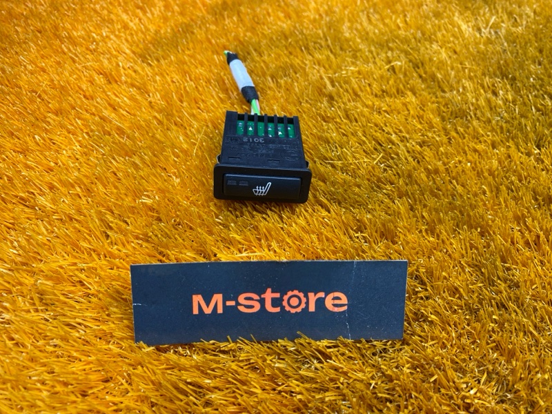 Кнопка подогрева сидений, 1350 рублей, Красноярск