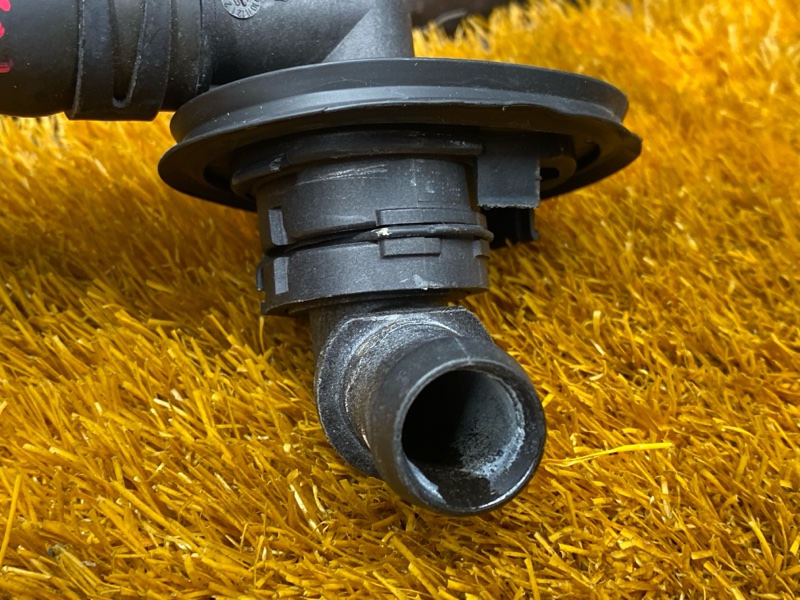 Патрубок системы охлаждения, 400 рублей, Красноярск