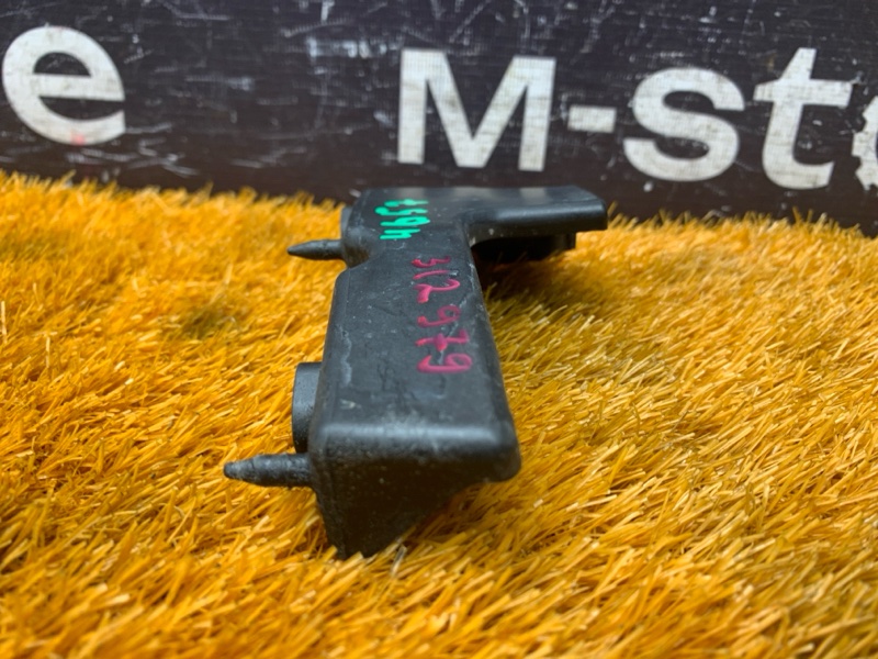 крепление бампера, 1000 рублей, Красноярск