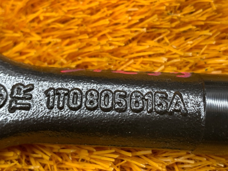 Крюк буксировочный, 1300 рублей, Красноярск