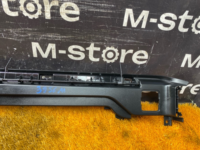 Накладка двери багажника, 2000 рублей, Красноярск