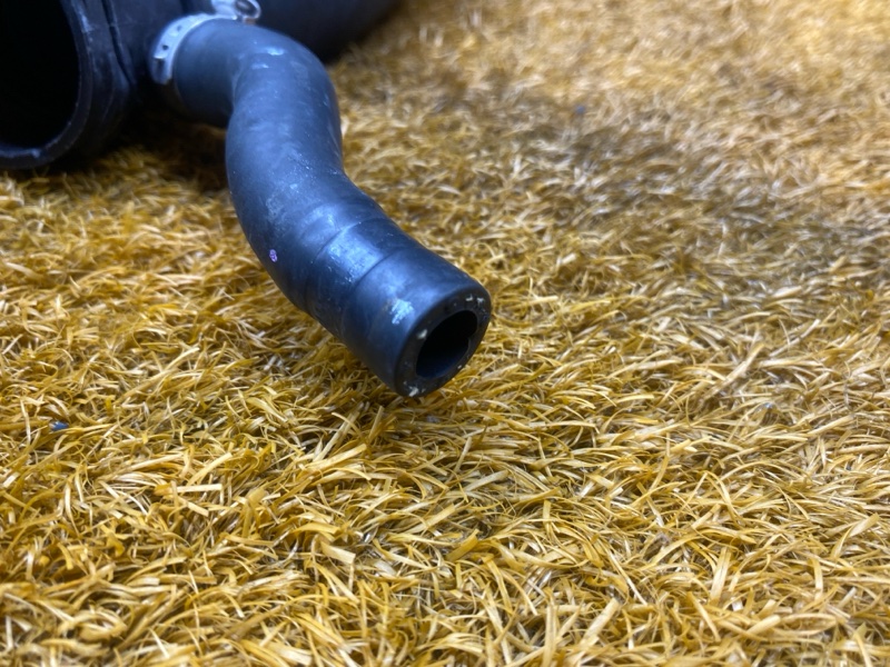 Патрубок радиатора нижний, 1700 рублей, Красноярск