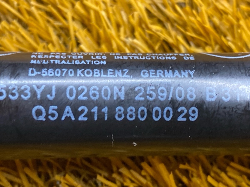 амортизатор капота, 1000 рублей, Красноярск