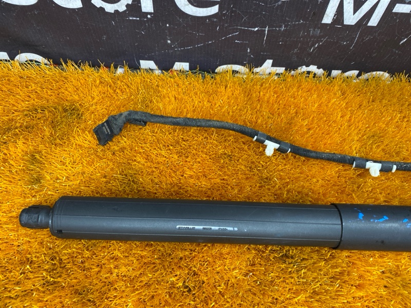 амортизатор багажника, 12000 рублей, Красноярск