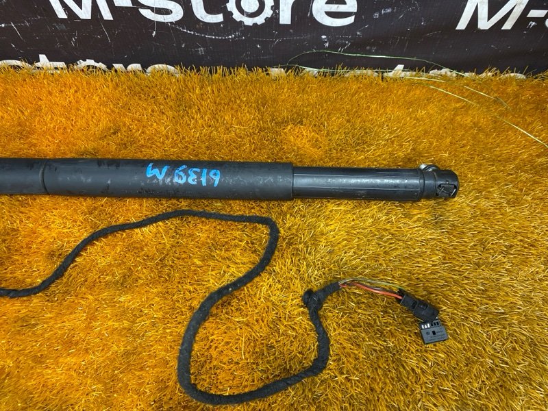 амортизатор багажника, 10000 рублей, Красноярск