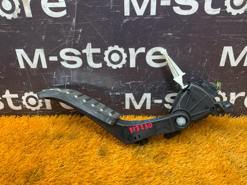 педаль газа, 500 рублей, Красноярск