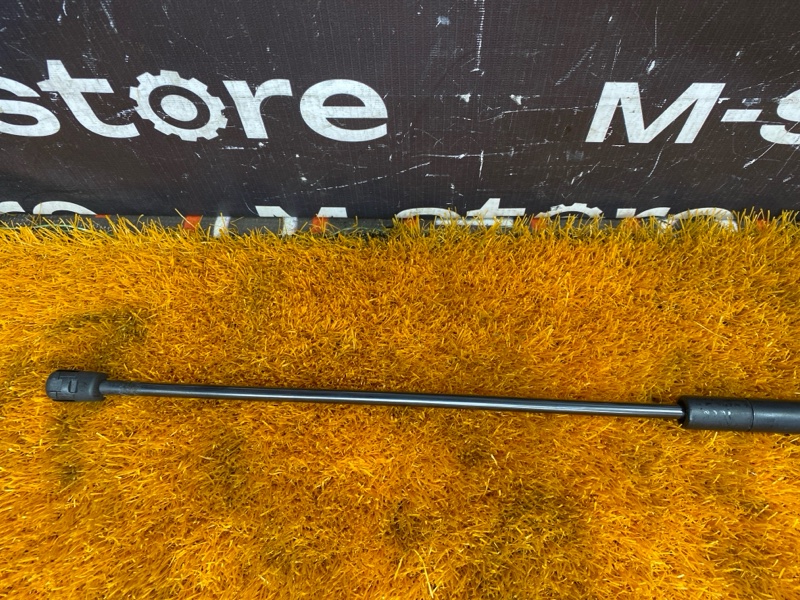 амортизатор капота, 500 рублей, Красноярск