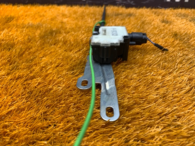 Замок лючка бензобака, 900 рублей, Красноярск