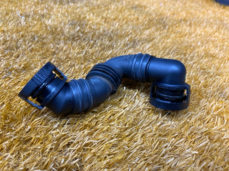 Патрубок картерных газов, 1000 рублей, Красноярск