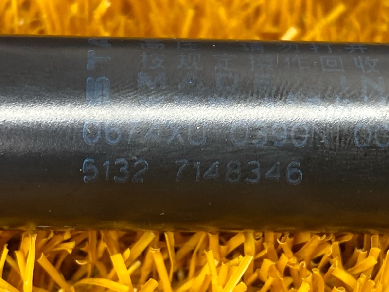 амортизатор капота, 500 рублей, Красноярск