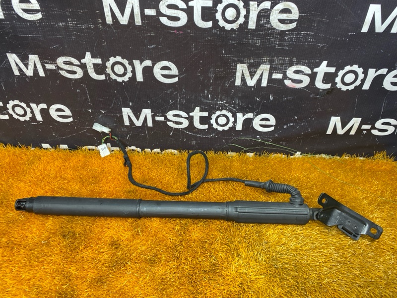 амортизатор багажника, 13000 рублей, Красноярск