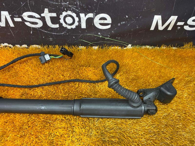 амортизатор багажника, 13000 рублей, Красноярск