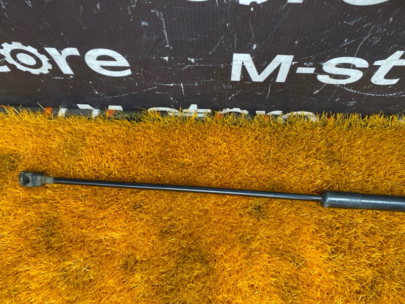 амортизатор капота, 1000 рублей, Красноярск