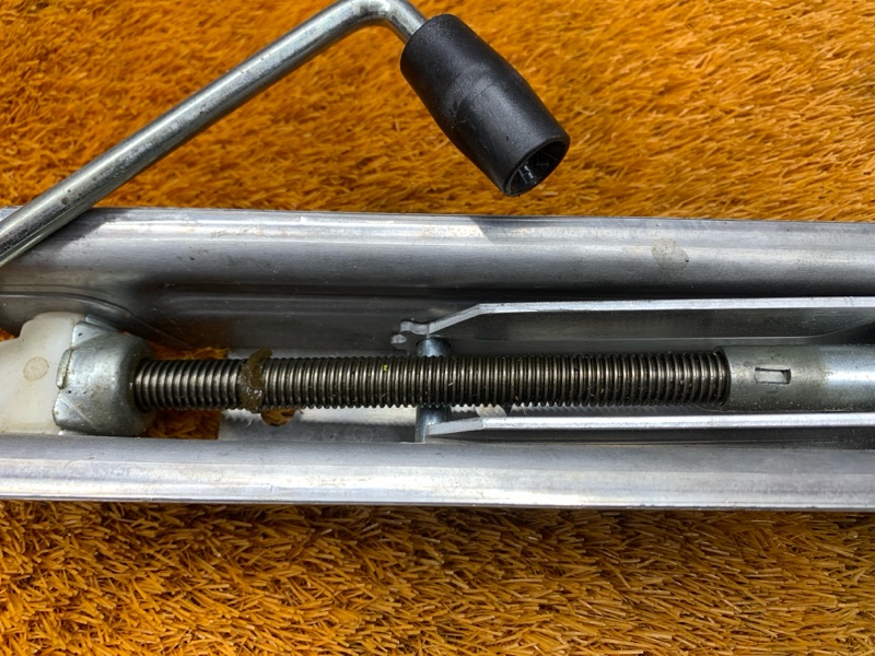 домкрат, 2500 рублей, Красноярск