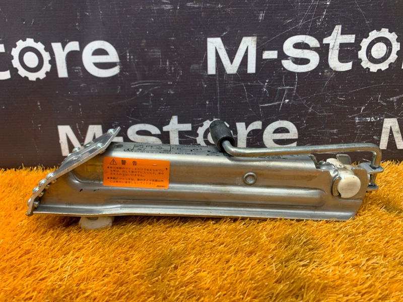 домкрат, 2500 рублей, Красноярск