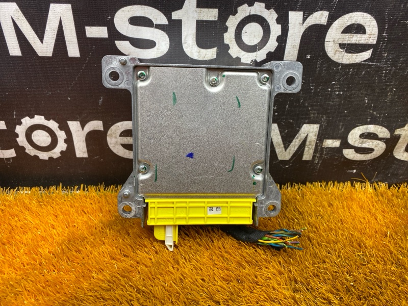 Блок управления Airbag, 2000 рублей, Красноярск