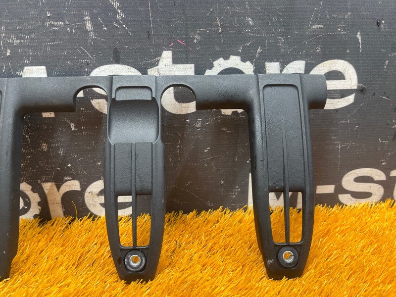 крышка двигателя, 1000 рублей, Красноярск