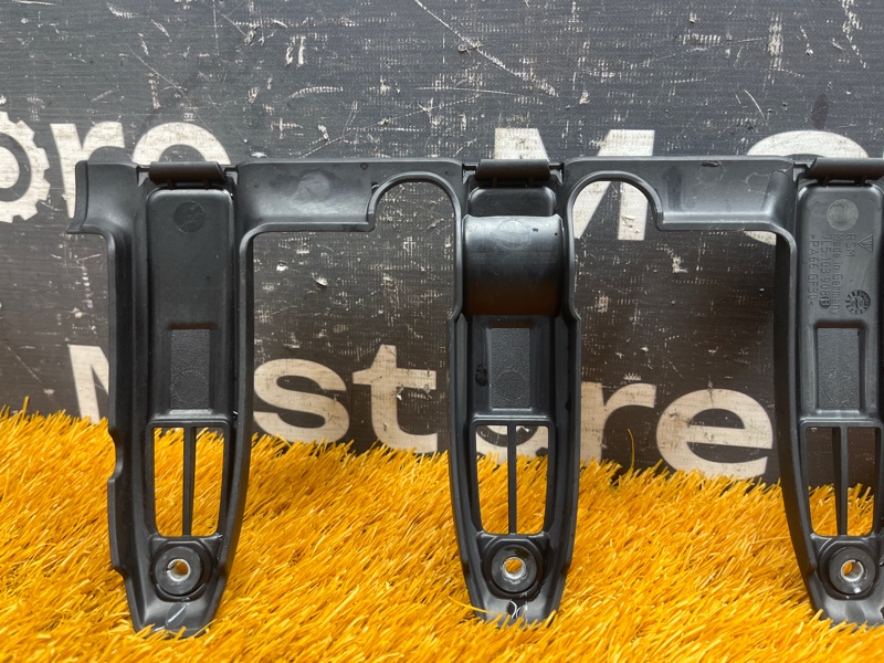 крышка двигателя, 1000 рублей, Красноярск