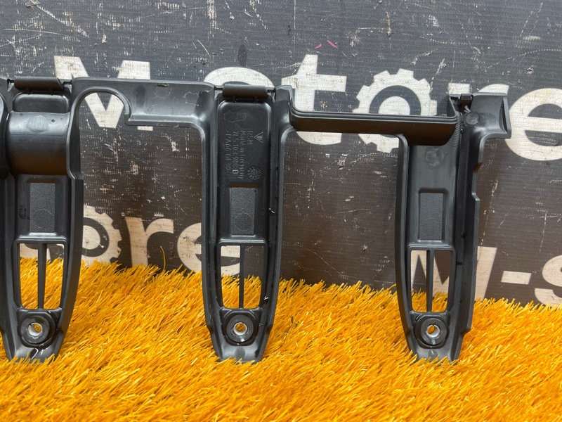 крышка двигателя, 1000 рублей, Красноярск