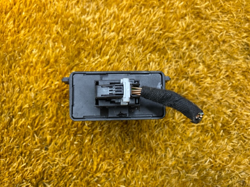 блок корректора фар, 500 рублей, Красноярск