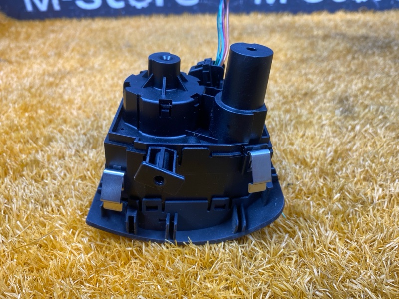 Переключатель света фар, 1000 рублей, Красноярск