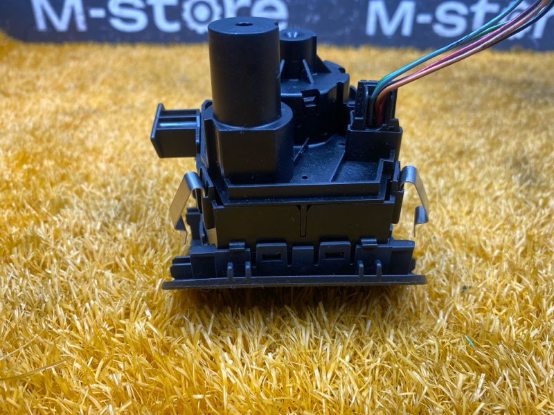 Переключатель света фар, 1000 рублей, Красноярск