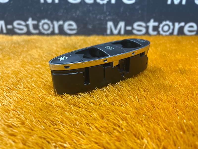 Блок управления стеклоподъемниками, 2000 рублей, Красноярск