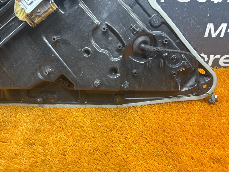 стеклоподъемник, 1000 рублей, Красноярск