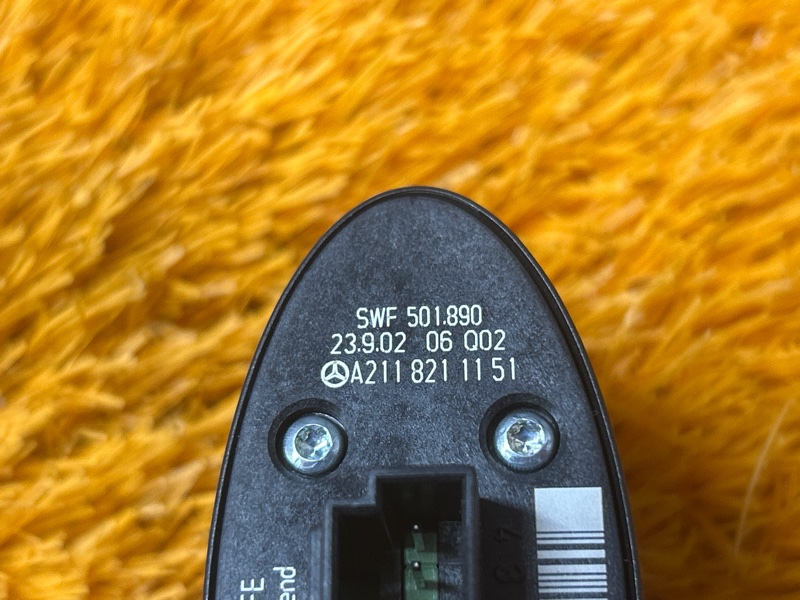 Кнопка открывания багажника, 300 рублей, Красноярск