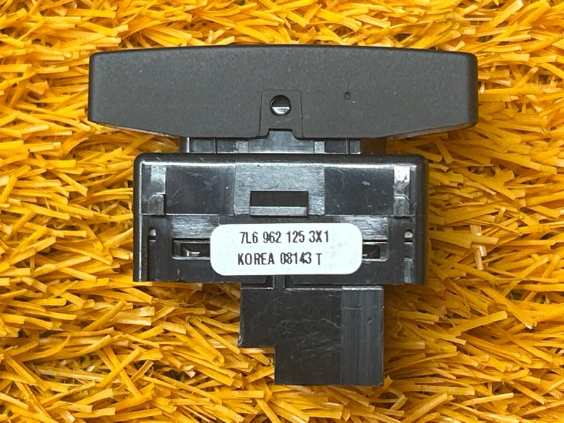 Кнопка центрального замка, 100 рублей, Красноярск