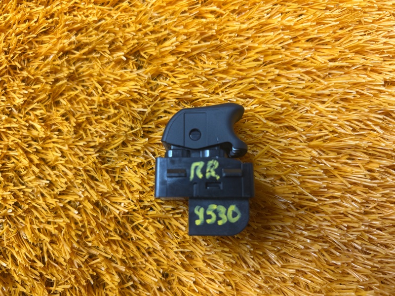 кнопка стеклоподъемника, 500 рублей, Красноярск