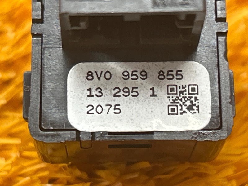 кнопка стеклоподъемника, 500 рублей, Красноярск