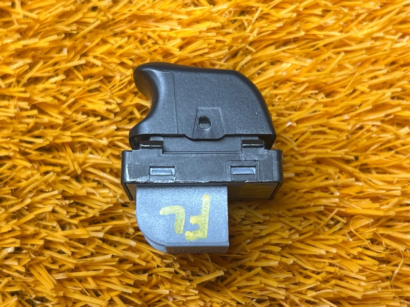 кнопка стеклоподъемника, 300 рублей, Красноярск