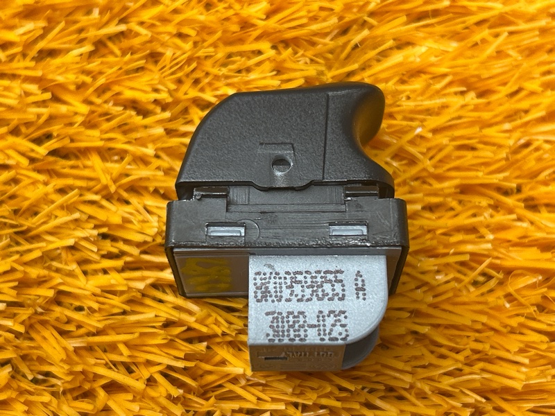 кнопка стеклоподъемника, 300 рублей, Красноярск