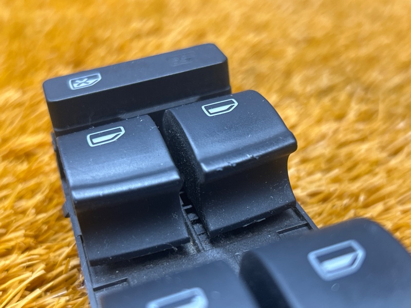 Блок управления стеклоподъемниками, 2300 рублей, Красноярск