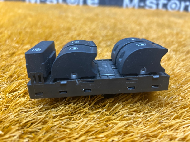 Блок управления стеклоподъемниками, 2300 рублей, Красноярск