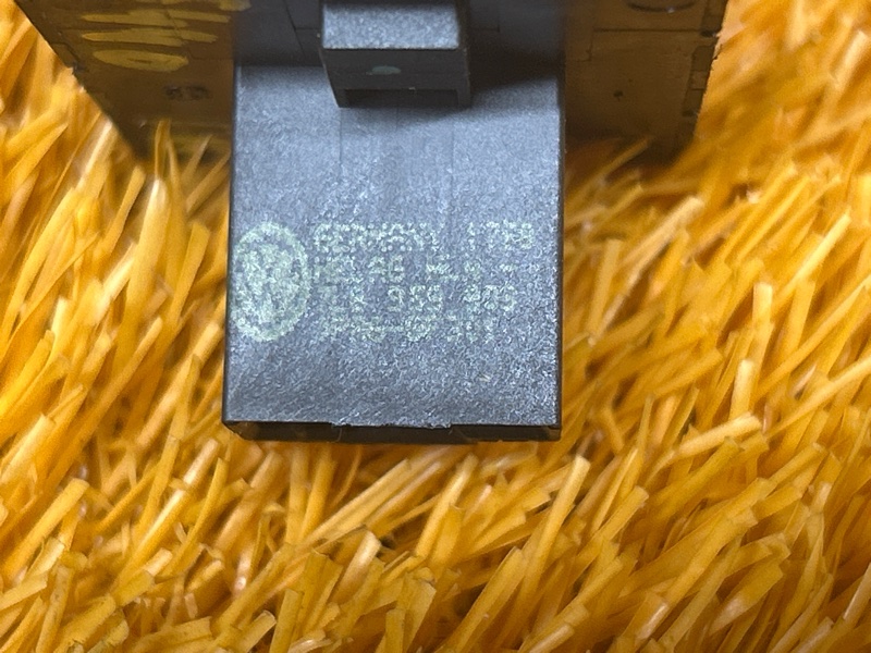 Кнопка открывания багажника, 800 рублей, Красноярск