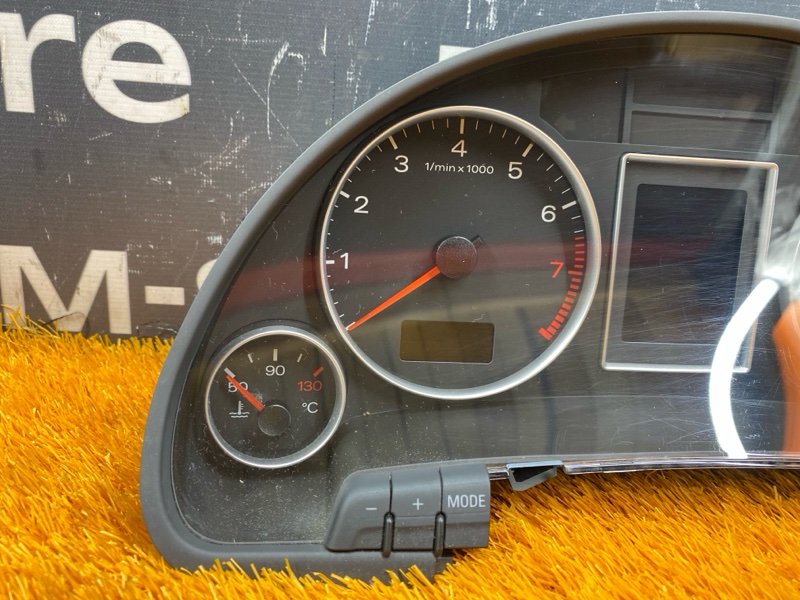 щиток приборов, 2000 рублей, Красноярск