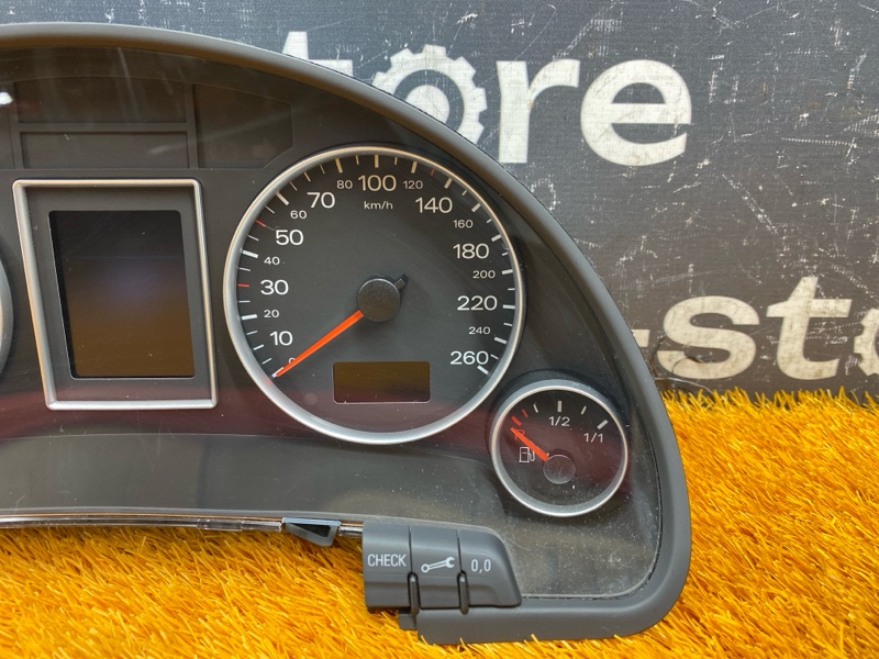 щиток приборов, 2000 рублей, Красноярск