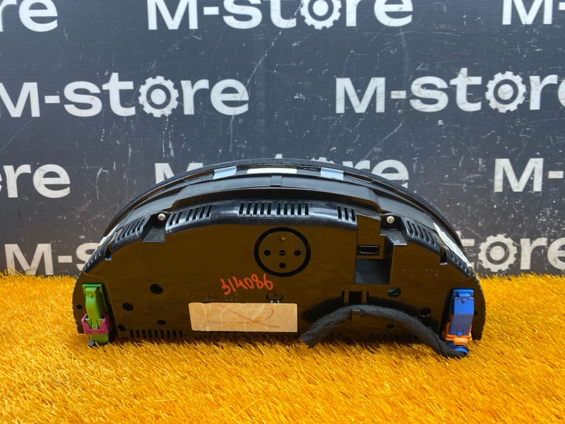 щиток приборов, 2000 рублей, Красноярск