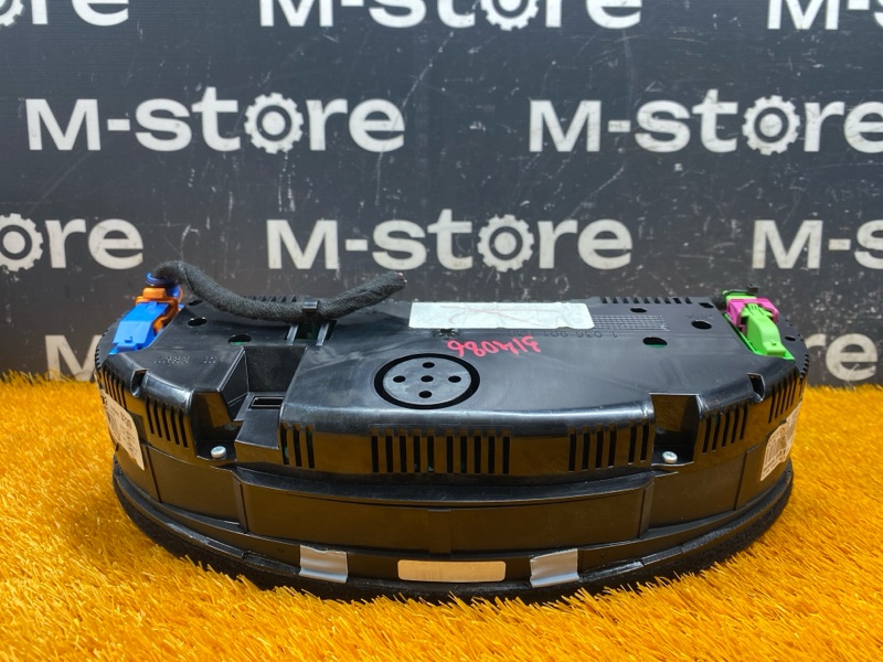 щиток приборов, 2000 рублей, Красноярск