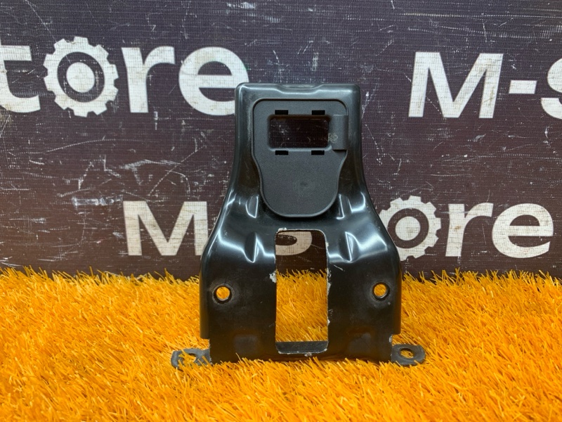 Кронштейн замка капота, 500 рублей, Красноярск