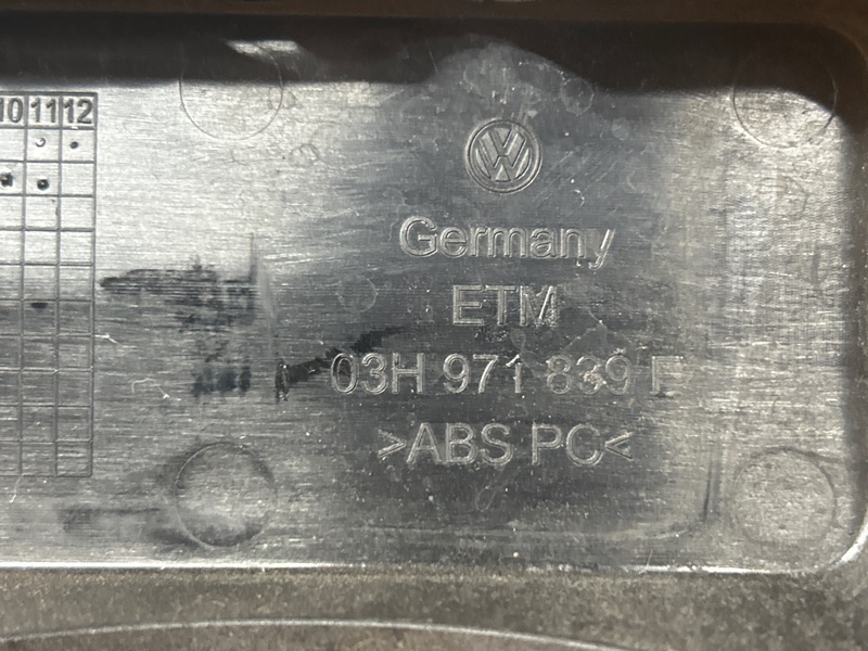 крышка двигателя, 300 рублей, Красноярск