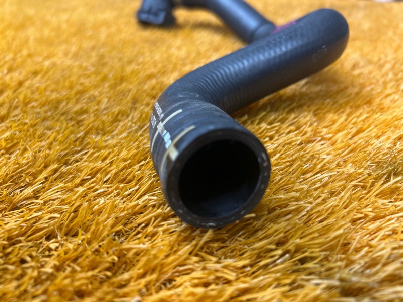 Патрубок системы охлаждения, 500 рублей, Красноярск