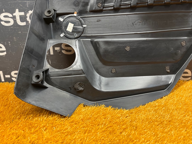 крышка двигателя, 2000 рублей, Красноярск