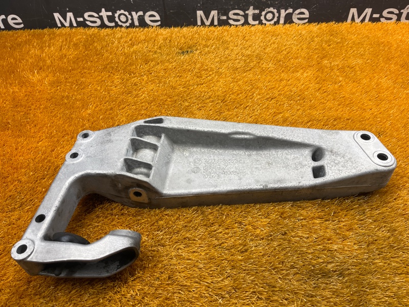 Кронштейн КПП, 500 рублей, Красноярск