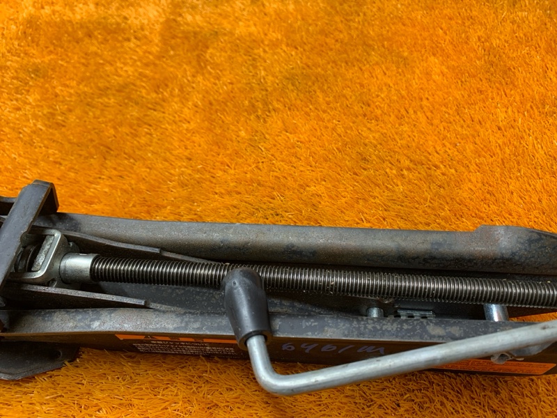 домкрат, 3500 рублей, Красноярск