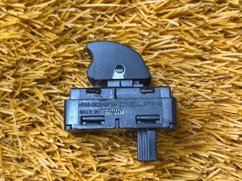 кнопка стеклоподъемника, 300 рублей, Красноярск