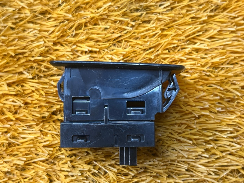 кнопка стеклоподъемника, 200 рублей, Красноярск